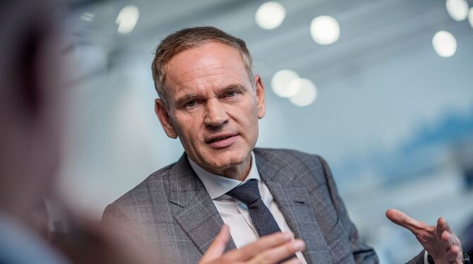 Oliver Blume Oliver Blume