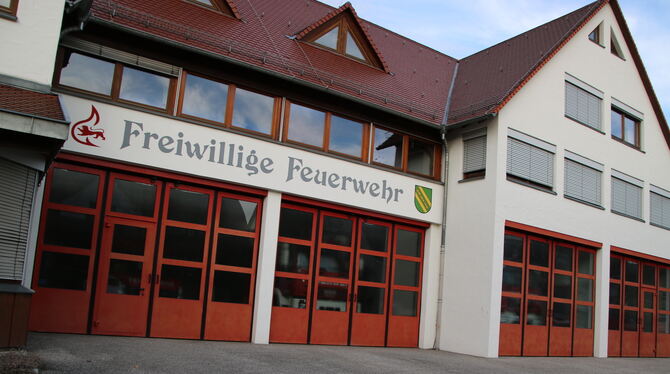 Die Riedericher Feuerwehr hat lange darauf gewartet, nun erhält sie ein neues Fahrzeug