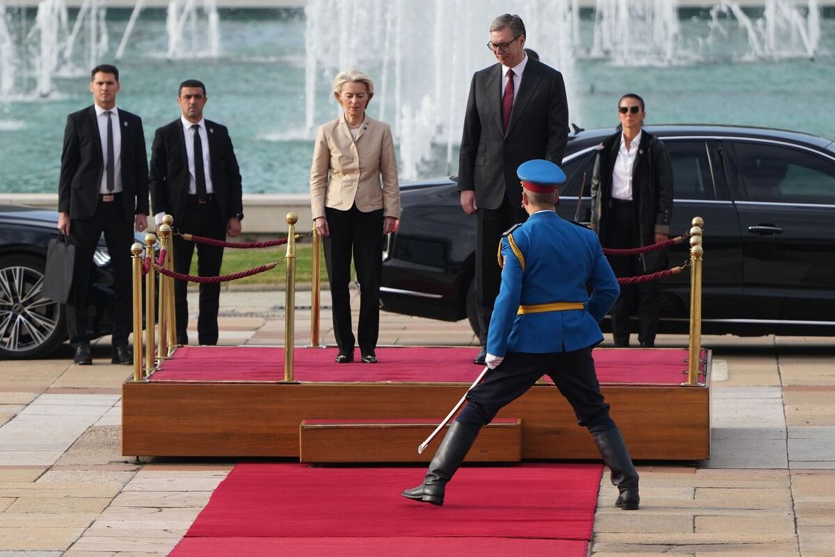 EU-Kommissionspräsidentin von der Leyen in Serbien EU-Kommissionspräsidentin von der Leyen in Serbien