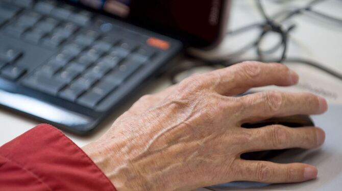 Ältere Arbeitnehmer Ältere Arbeitnehmer