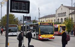 Bus und Bahn in unmittelbarer Nähe: Am Tübinger Hauptbahnhof treffen die Verkehrsmittel aufeinander.