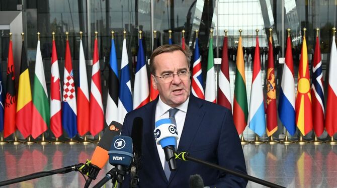 Nato-Verteidigungsministertreffen Nato-Verteidigungsministertreffen