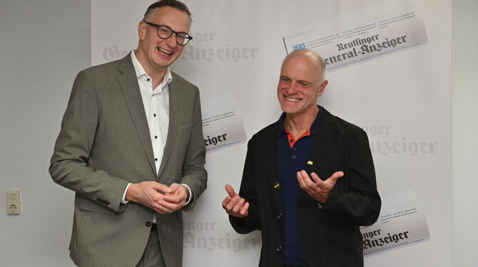 Der Grünen-Fraktionschef wurde von seinem Parteikollegen und Reutlinger Abgeordneten Thomas Poreski begleitet. Das Thema Bildung