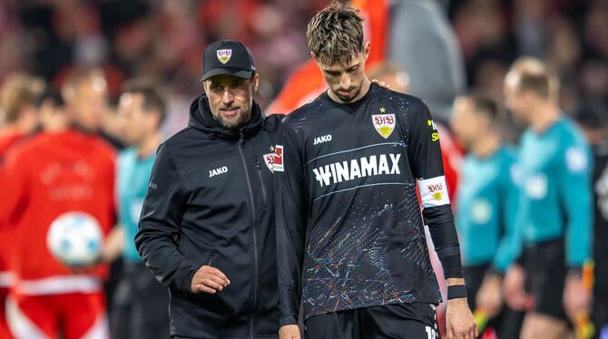 Sebastian Hoeneß und Atakan Karazor (r)