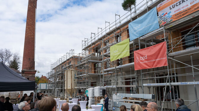 Richtfest Egelhaaf-Areal Das Bauprojekt auf dem Betzinger Egelhaaf-Areal schreitet zusehends voran.