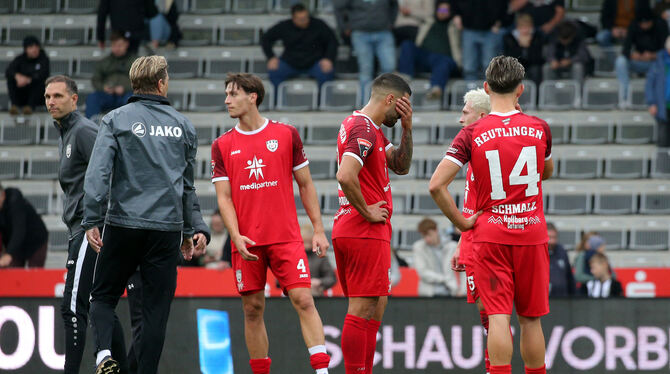 Die Spieler des SSV Reutlingen belohnen sich für einen starken Auftritt nicht.