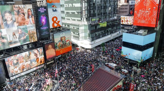 New York - Demonstrationen »No Kings« gegen US-Präsident Trump New York - Demonstrationen »No Kings« gegen US-Präsident Trump