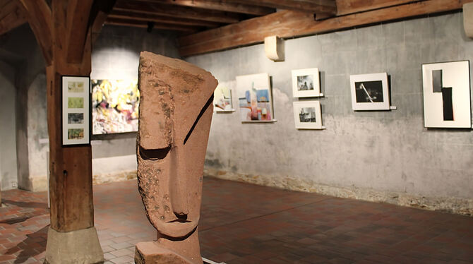 45. Jahresausstellung Pfullinger Kunstschaffender So vielfältig wie die Künstlerpersönlichkeiten selbst sind auch ihre Techniken und Themen.