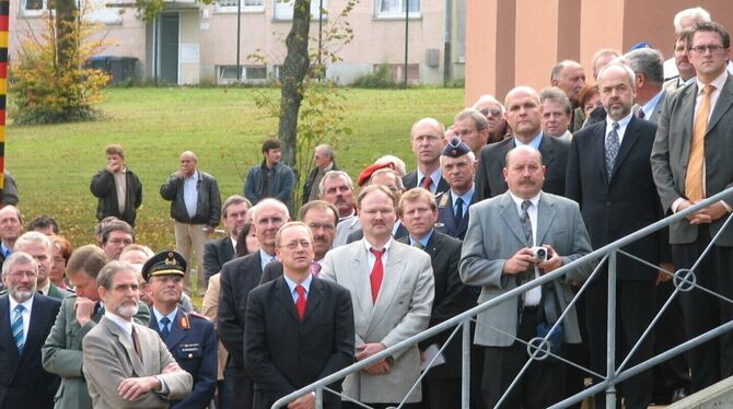 Mehr als 200 geladene Gäste verfolgten den historischen Moment, darunter viele Abgeordnete und Bürgermeister. FOTOS: LENK Mehr als 200 geladene Gäste verfolgten den historischen Moment, darunter viele Abgeordnete und Bürgermeister. FOTOS: LENK