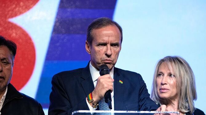 Ende der linken Ära in Bolivien: Paz gewinnt Präsidentenwahl