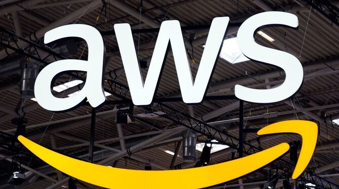 AWS-Logo AWS-Logo