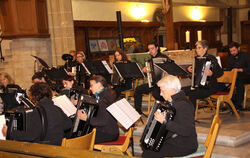 Das Akkordeonorchester unter Leitung von Beate Fischer-Haas begeisterte in seinem Benefizkonzert auf ganzer Linie.