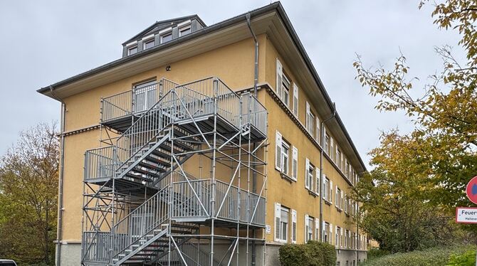 Asylbewerberunterkunft Ringelbachstraße Reutlingen Hier, vor der Asylbewerberunterkunft in der Reutlinger Ringelbachstraße, soll die Vergewaltigung geschehen sein.