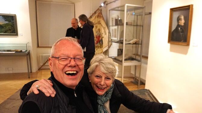 Interessierte Besucher schauten sich die neue Ausstellung über einen besonderen, bisher aber weniger berühmten Sohn Gammertingen Interessierte Besucher schauten sich die neue Ausstellung über einen besonderen, bisher aber weniger berühmten Sohn Gammertingen