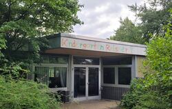 Wo heute noch der Kindergarten Reisser steht, sollen vielleicht schon im kommenden Jahr Kinder und Jugendliche einen Platz zum s