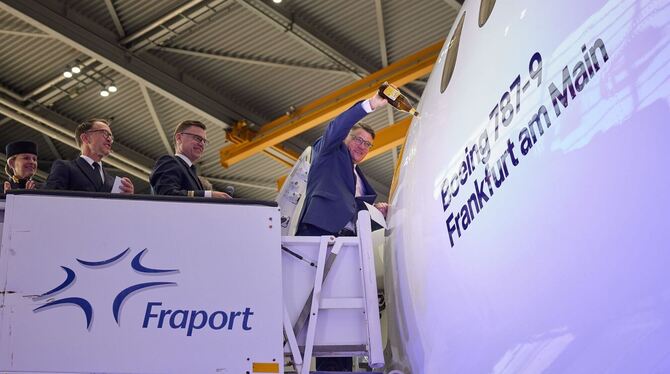 Taufe von Boing 787 auf den Namen »Frankfurt am Main« Taufe von Boing 787 auf den Namen »Frankfurt am Main«