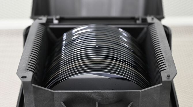 Scheiben aus Halbleiter-Material Scheiben aus Halbleiter-Material