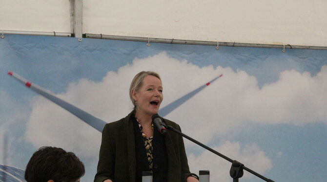 aln thekla walker magolsheim Sogar Umweltministerin Thekla Walker hat es auf die Alb verschlagen.