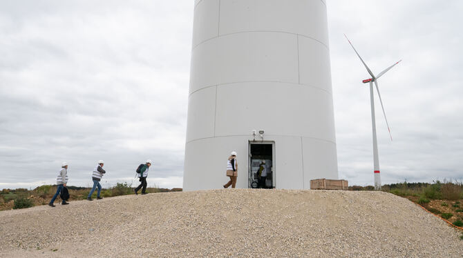 Windkraft Magolsheim Beim Termin in Magolsheim durften die Besucher auch einen Blick ins Innere eines Windrades werfen.