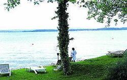 Die Konstanzer fahren demnächst in Scharen über den See, wenn sie die Hosen herunterlassen wollen.
FOTO: KUNZE