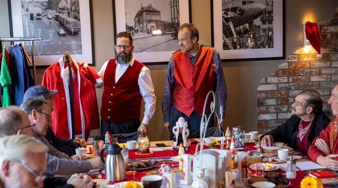 Seminar für angehende Weihnachtsmänner Seminar für angehende Weihnachtsmänner