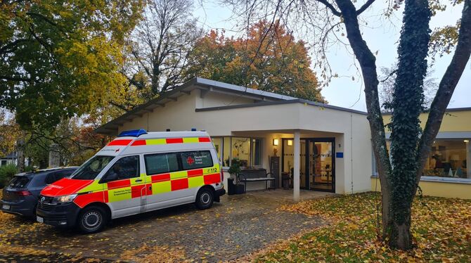 Hospiz Münsingen Im Münsinger Hospiz brennt seit Mitte der Woche wieder Licht: Mitarbeiter und Gäste sind am Mittwoch wieder eingezogen.