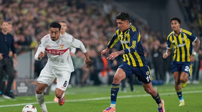 Fenerbahce Istanbul - VfB Stuttgart Fenerbahce Istanbul - VfB Stuttgart