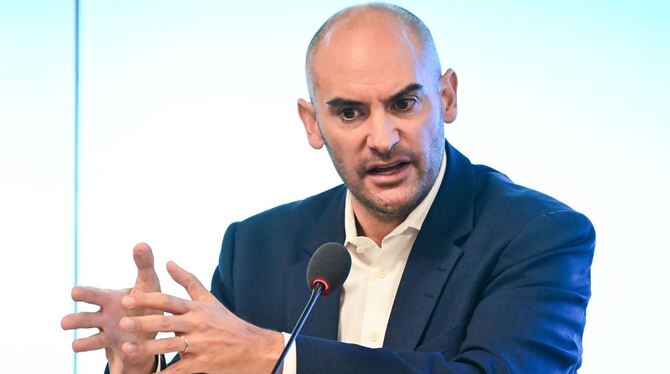 Danyal Bayaz Danyal Bayaz