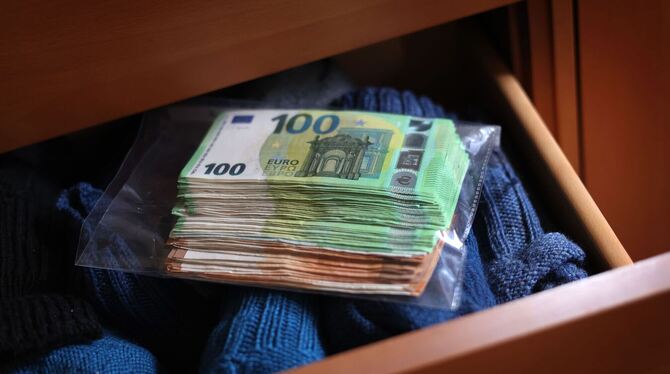 Euro-Bargeld in Schublade