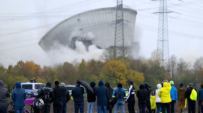 Sprengung Kühltürme Kernkraftwerk Gundremmingen Sprengung Kühltürme Kernkraftwerk Gundremmingen