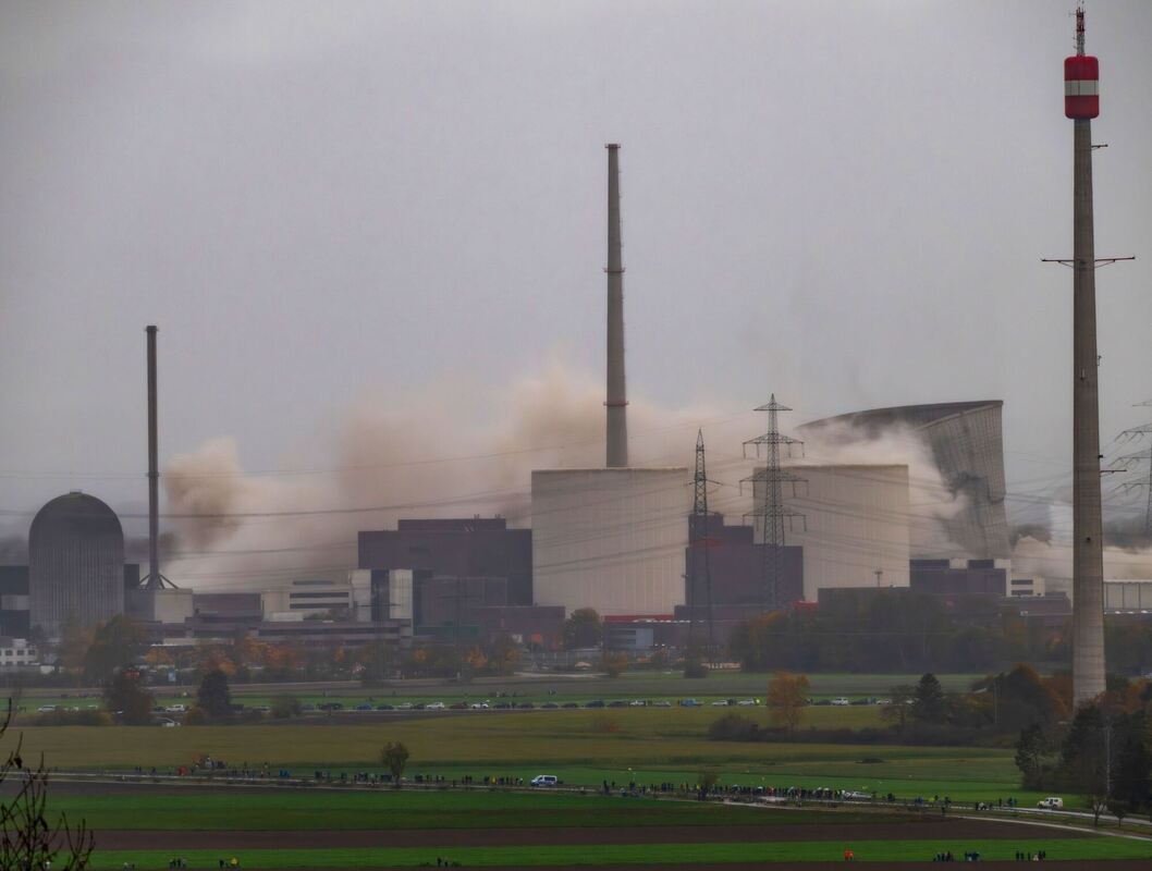 Sprengung Kühltürme Kernkraftwerkes Gundremmingen Sprengung Kühltürme Kernkraftwerkes Gundremmingen