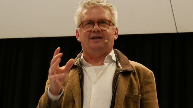 So sieht Peter Brändle im Alltag aus - vielleicht. Oder doch nicht?