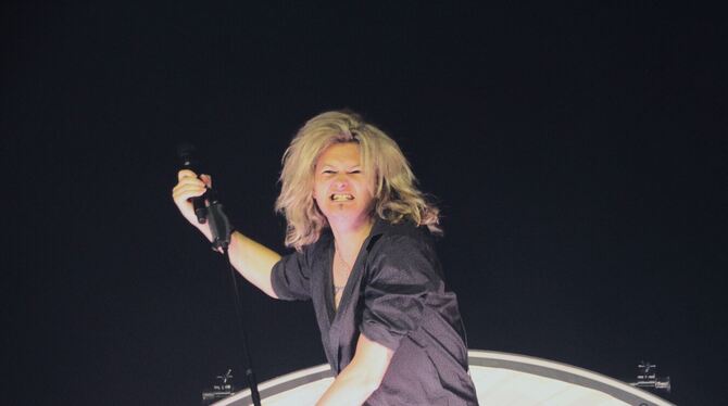 Hannes Braun, Frontmann der Band Kissin’ Dynamite.