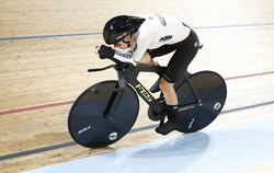 In der Einer-Verfolgung verpasst die Eningerin Franziska Brauße trotz deutschen Rekords das Podium.