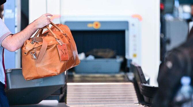 Sicherheitskontrollen am Fughafen BER Sicherheitskontrollen am Fughafen BER