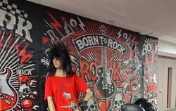 Der Chopper machte es klar, Hay-Fidelity ging rockig zur Sache.  FOTO: VEREIN