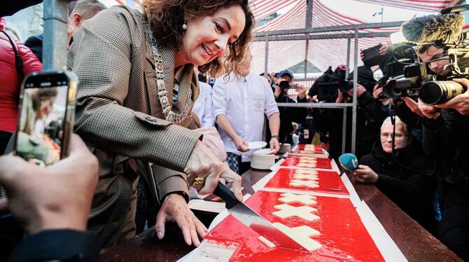 Amsterdam feiert 750. Geburtstag Amsterdam feiert 750. Geburtstag