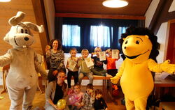 Alle Kinder der Hasengruppe von Barbara Müller (vorne links) haben das Mini-Sportabzeichen erfolgreich absolviert. Seit diesem S