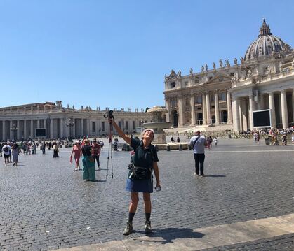Nach drei Monaten und 2.000 Kilometer Fußweg feierte Claudia Demel ihre Ankunft in Rom.