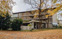 Im Behnisch-Bau sind ukraninische Geflüchtete untergebracht.