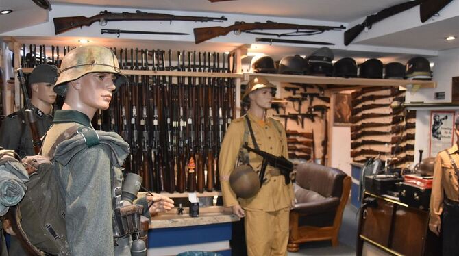 Razzia in Remscheid - Waffenarsenal Razzia in Remscheid - Waffenarsenal