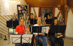 Der Verein zählt 21 aktive Mitglieder zwischen 24 und 76 Jahren. Michaela Friedrich (vorne links) gehört seit 25 Jahren dazu.