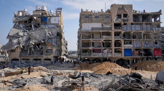 Nahostkonflikt - Grabungsarbeiten in Chan Junis Nahostkonflikt - Grabungsarbeiten in Chan Junis