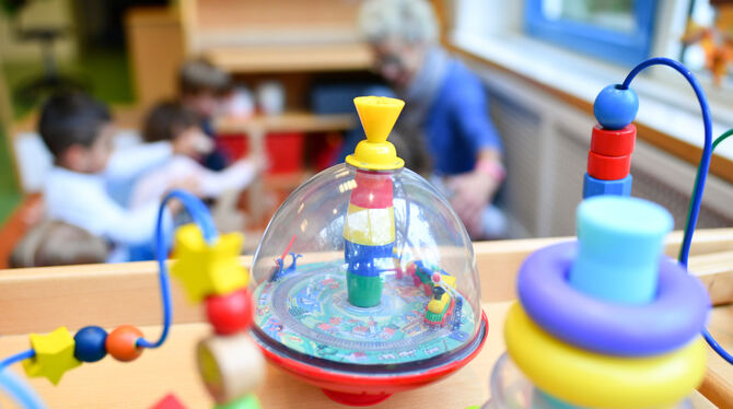 An Spielmöglichkeiten mangelt es in den Kindertageseinrichtungen nicht - stattdessen stellt sich häufig die Personalfrage.