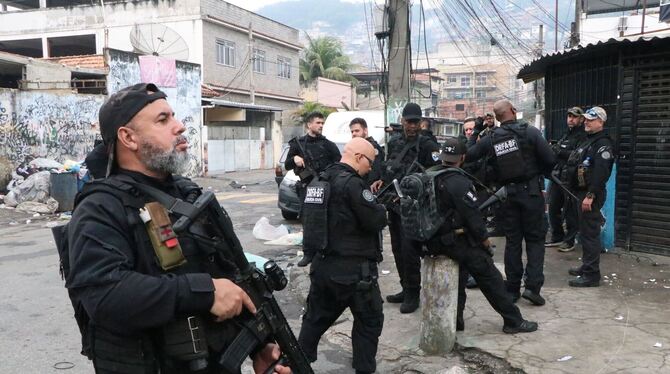 Polizeieinsatz in Favelas in Rio de Janeiro Polizeieinsatz in Favelas in Rio de Janeiro