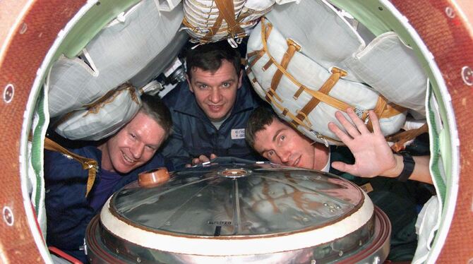 25 Jahre Crew auf der Internationalen Raumstation ISS 25 Jahre Crew auf der Internationalen Raumstation ISS