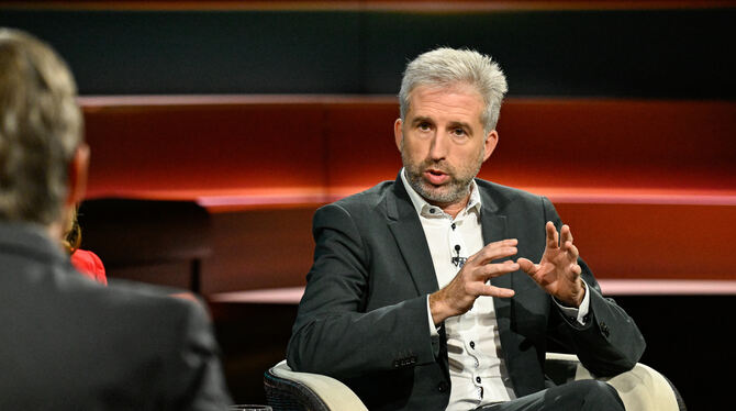 Palmer bei Lanz Tübingens Oberbürgermeister Boris Palmer erläutert Moderator Markus Lanz, warum er positiv auf die von Bundeskanzler Friedrich M