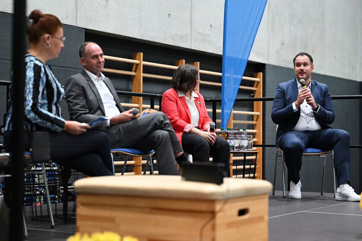 gea_wahlpodium_sonnenbuehl_pieth_online_39