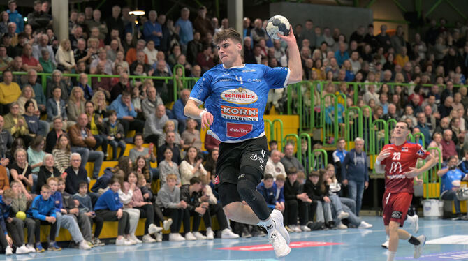 3. Liga, DHB, Handball, Maenner, Saison 2023/24 Spielte zwei Jahre für den VfL Pfullingen, ehe er vor Saisonbegin zur HSG Konstanz wechselte: Rechtsaußen Lukas Dietrich.
