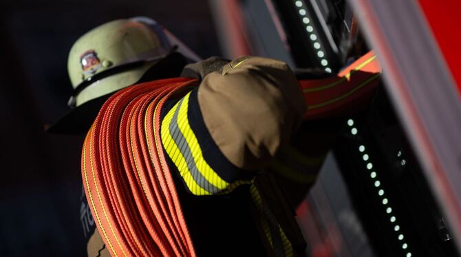 Feuerwehr - Symbolbild Feuerwehr - Symbolbild